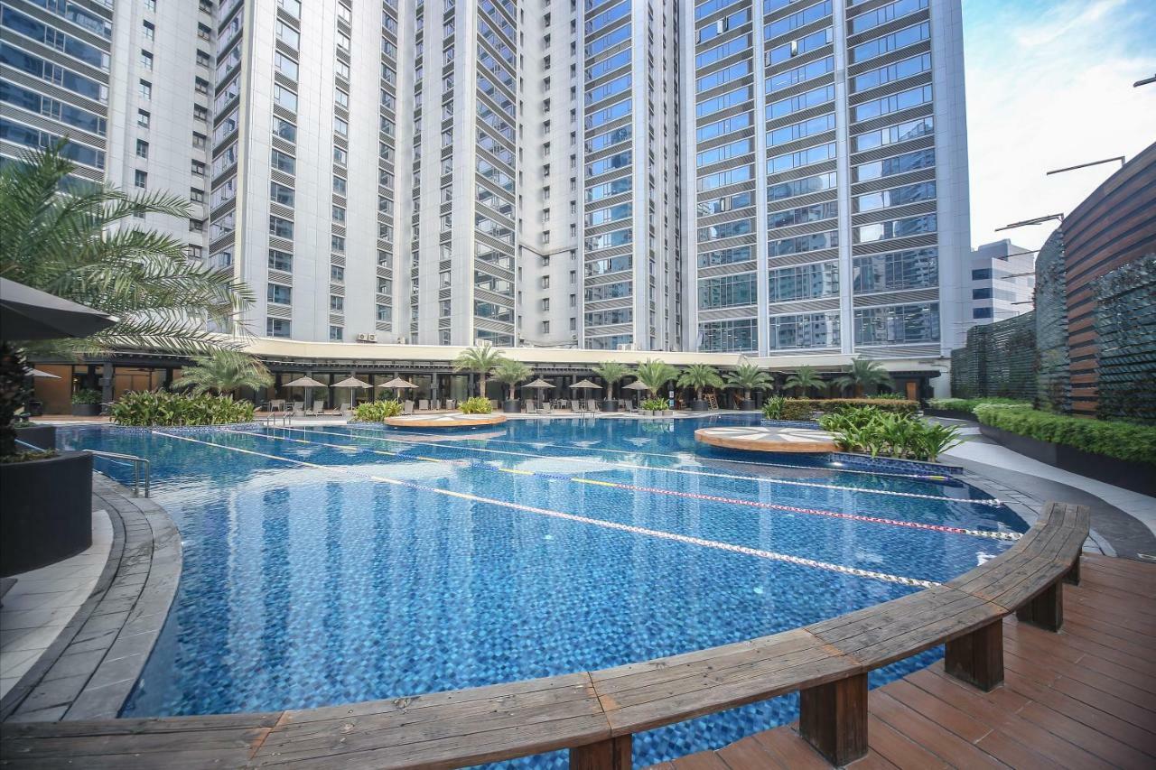 The Alpha Suites Makati City Екстериор снимка